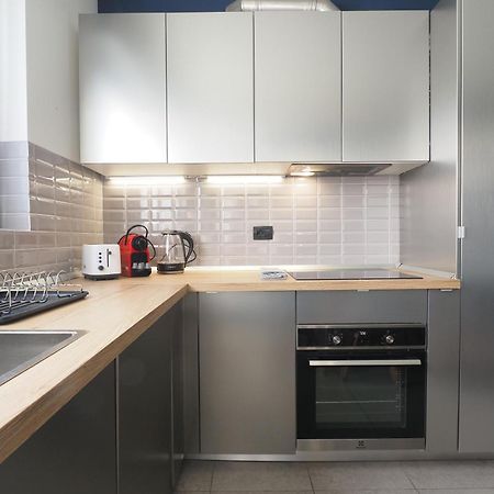 City Center - Modern Flat With Free Parking And Wifi - Apt A Бергамо Екстер'єр фото