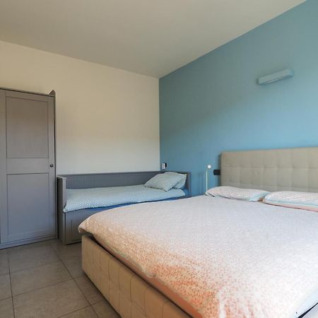 City Center - Modern Flat With Free Parking And Wifi - Apt A Бергамо Екстер'єр фото