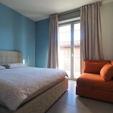 City Center - Modern Flat With Free Parking And Wifi - Apt A Бергамо Екстер'єр фото