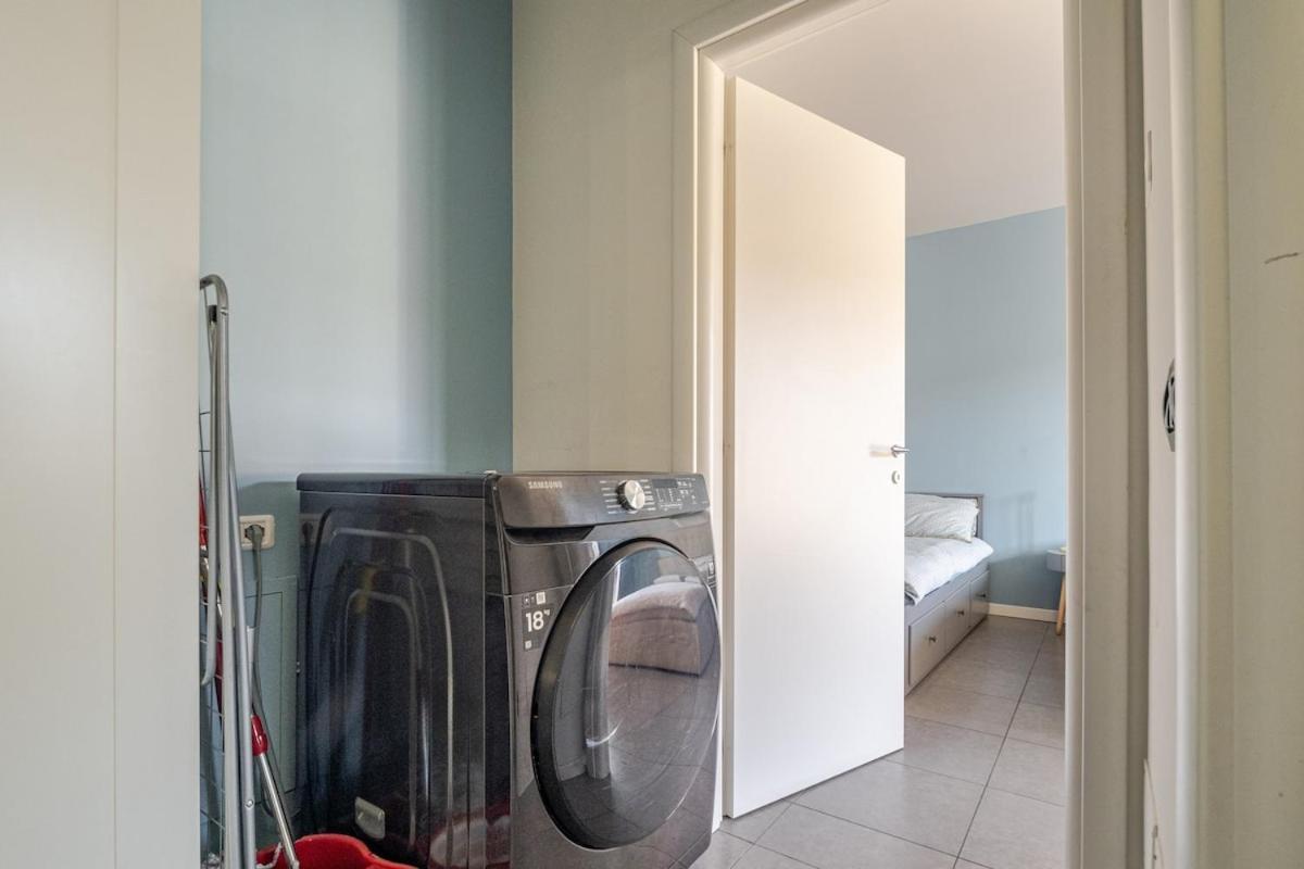 City Center - Modern Flat With Free Parking And Wifi - Apt A Бергамо Екстер'єр фото