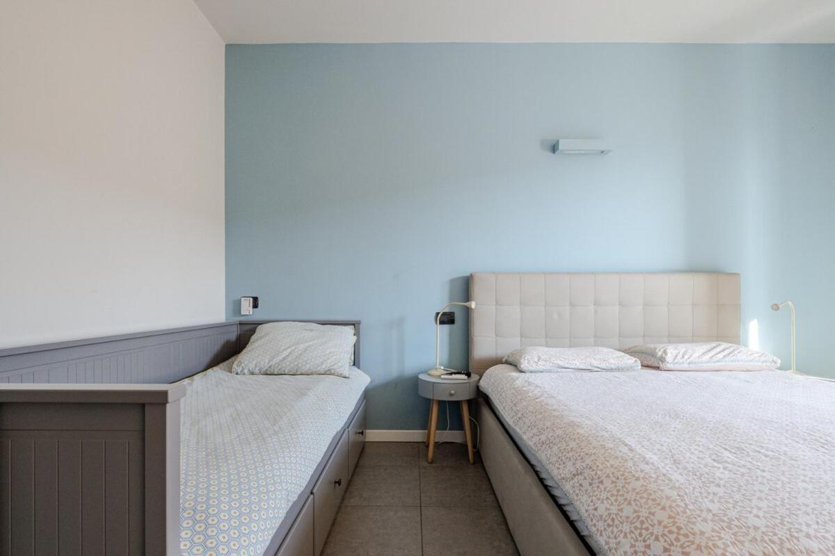 City Center - Modern Flat With Free Parking And Wifi - Apt A Бергамо Екстер'єр фото