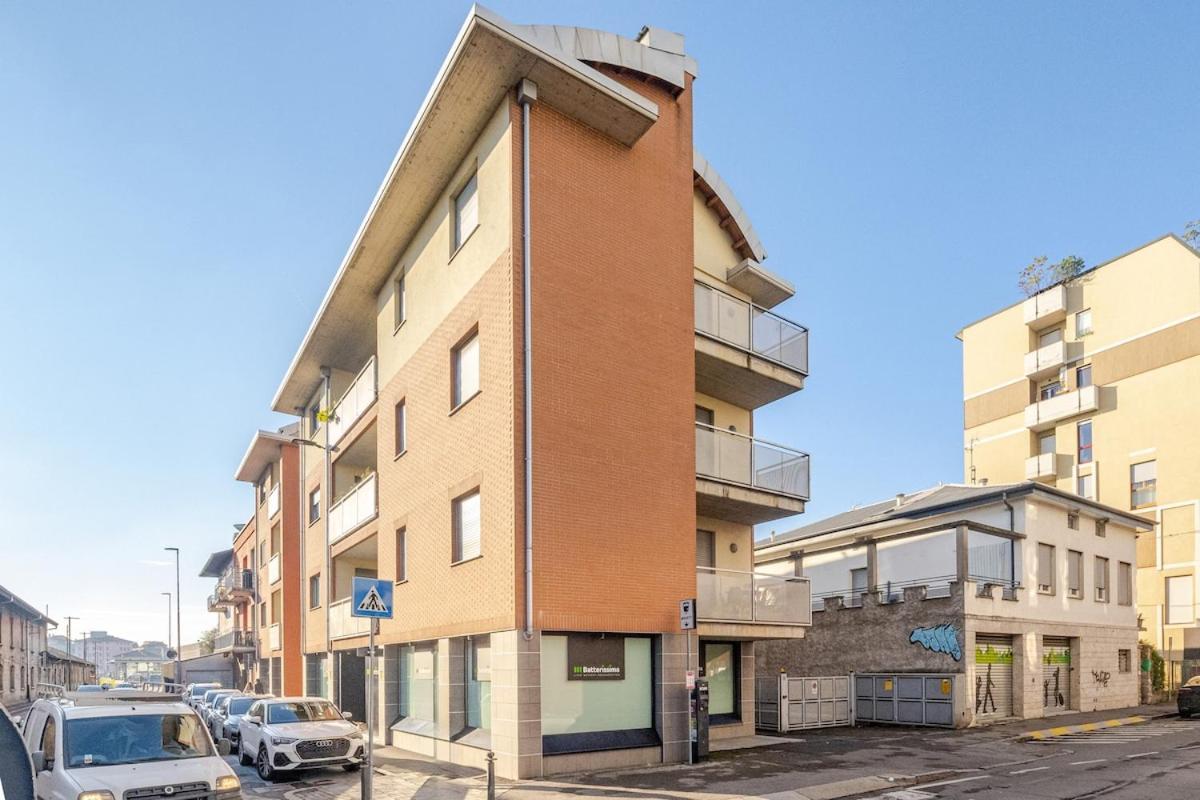 City Center - Modern Flat With Free Parking And Wifi - Apt A Бергамо Екстер'єр фото