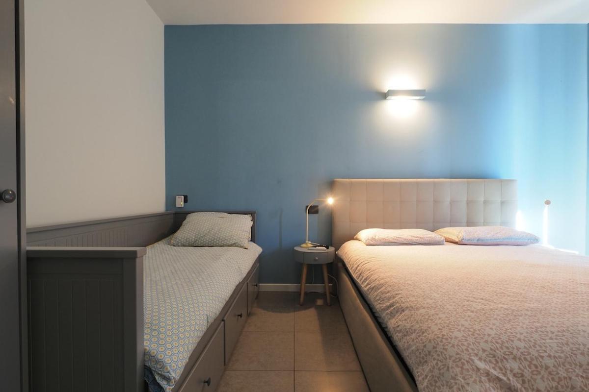 City Center - Modern Flat With Free Parking And Wifi - Apt A Бергамо Екстер'єр фото